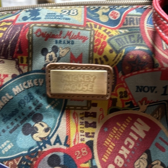Disney Mickey Mouse tote bag with matching wristlet  nwt lots of room patch work - Picture 2 of 11